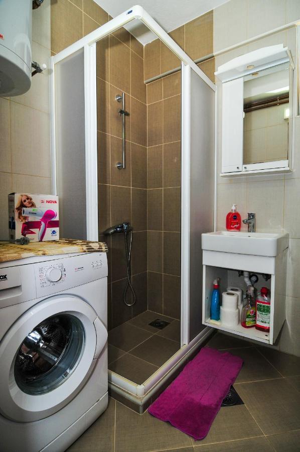 Apartmani Franovic Tivat Exterior photo