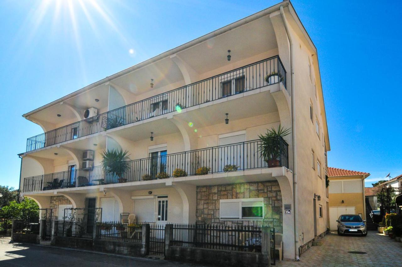 Apartmani Franovic Tivat Exterior photo